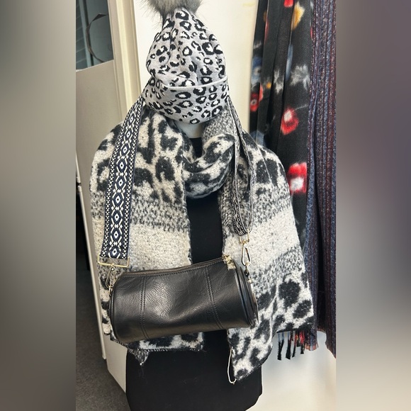 Finley Leopard Print Scarf - Picture 2 of 4